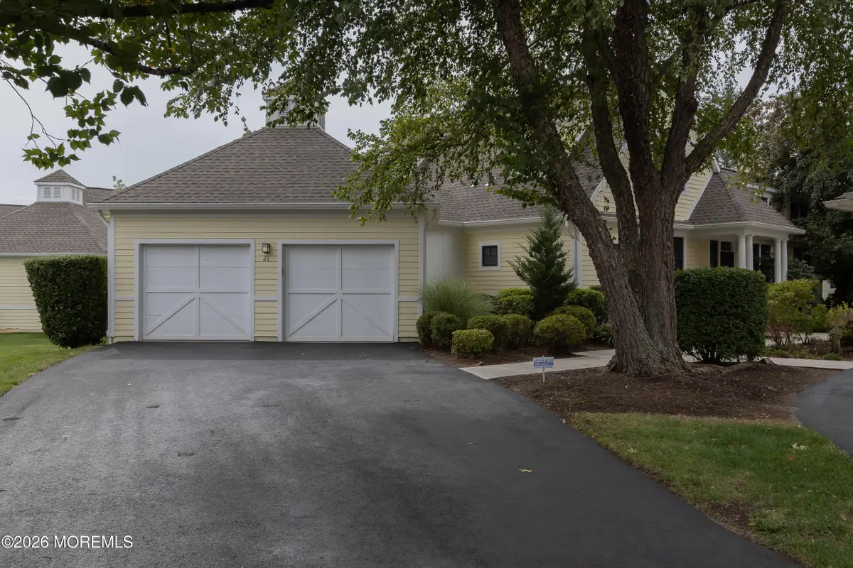 21 Adams Way, Shrewsbury, NJ 07702 - #1