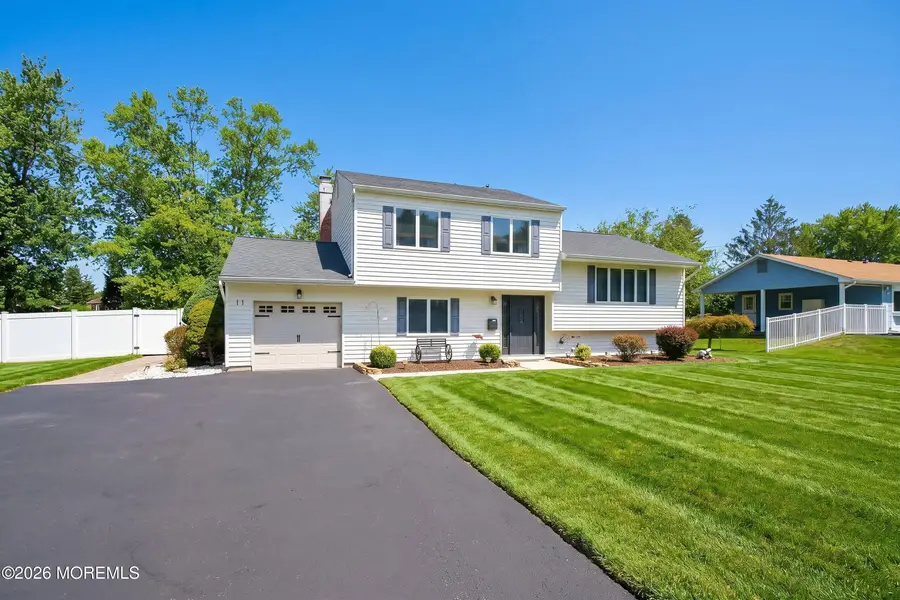 11 Stratford Drive, Manalapan, NJ 07726 - #3