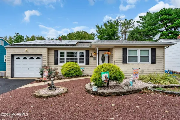 67 Nostrand Drive, Toms River, NJ 08757