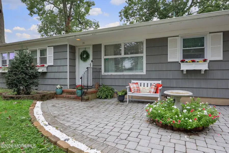 24 Norwood Drive, Toms River, NJ 08755 - #3