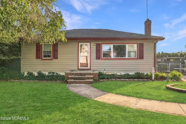371 Sweetbriar Street, Keyport, NJ 07735