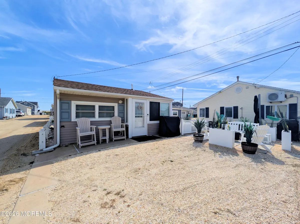 25 Cormorant Way, Lavallette, NJ 08735 - #1