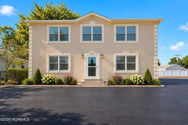 806 Fischer Boulevard, Toms River, NJ 08753