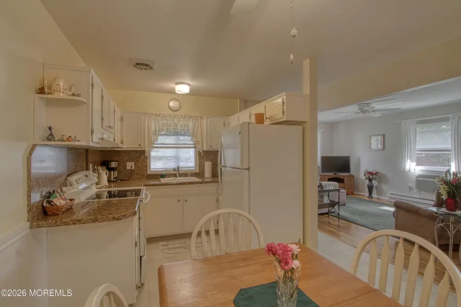 185 D Laurel Place, Whiting, NJ 08759 - #3