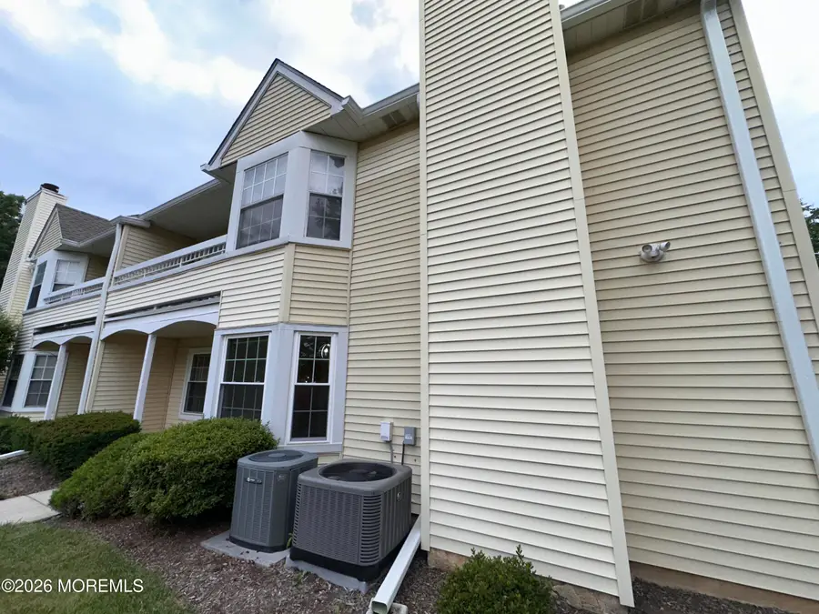 16 Fryer Court, Hightstown, NJ 08520 - #2
