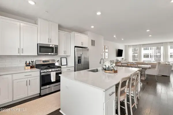 94 Bataan Avenue, Tinton Falls, NJ 07724