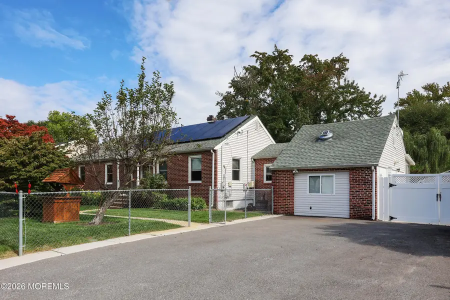 32 Sunset Place, Middletown, NJ 07748 - #3
