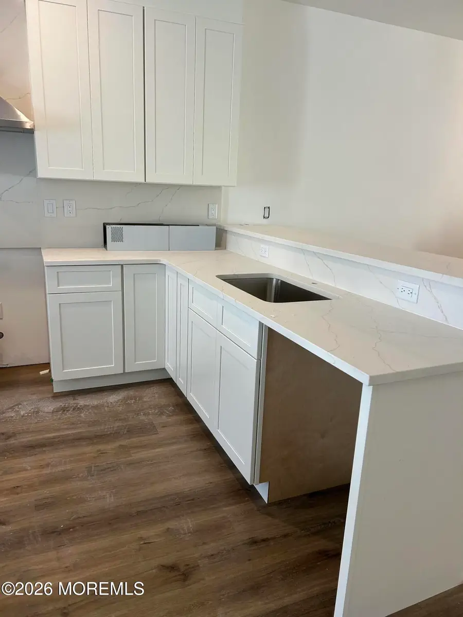 12 Remington Court, Farmingdale, NJ 07727 - #3