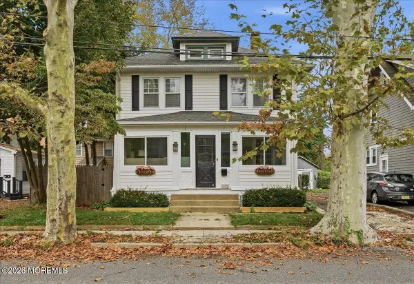 12 Walton Street, Toms River, NJ 08753