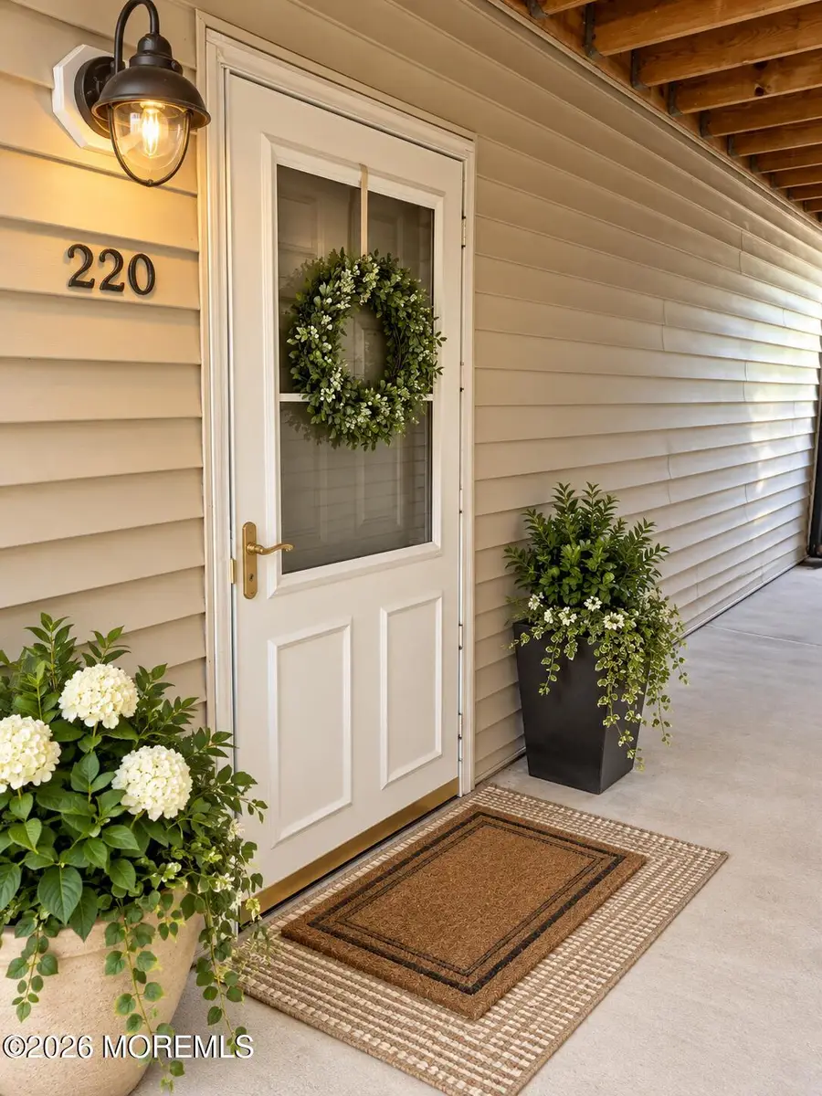 220 Wedgewood Circle, Belford, NJ 07718 - #3