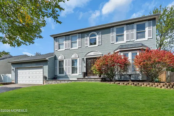 10 Sami Drive, Howell, NJ 07731