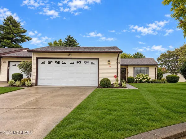 120C Ironwood Plaza, Monroe, NJ 08831