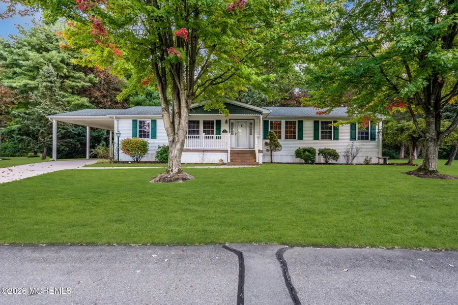 17 Tanglewood Drive, Cream Ridge, NJ 08514 - #2
