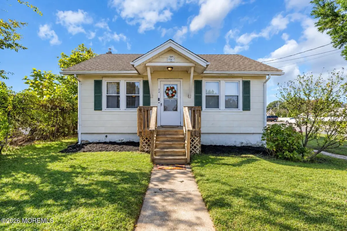 54 Edwards Avenue, Belford, NJ 07718 - #1