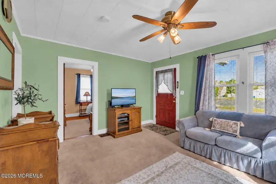 54 Edwards Avenue, Belford, NJ 07718 - #3