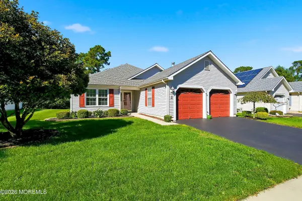 7 Meadows Lane, Whiting, NJ 08759