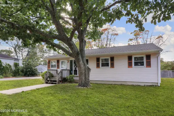 560 Bradley Boulevard, Toms River, NJ 08753