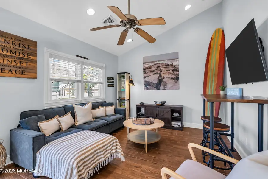 101 Trenton Avenue #4, Point Pleasant Beach, NJ 08742 - #3