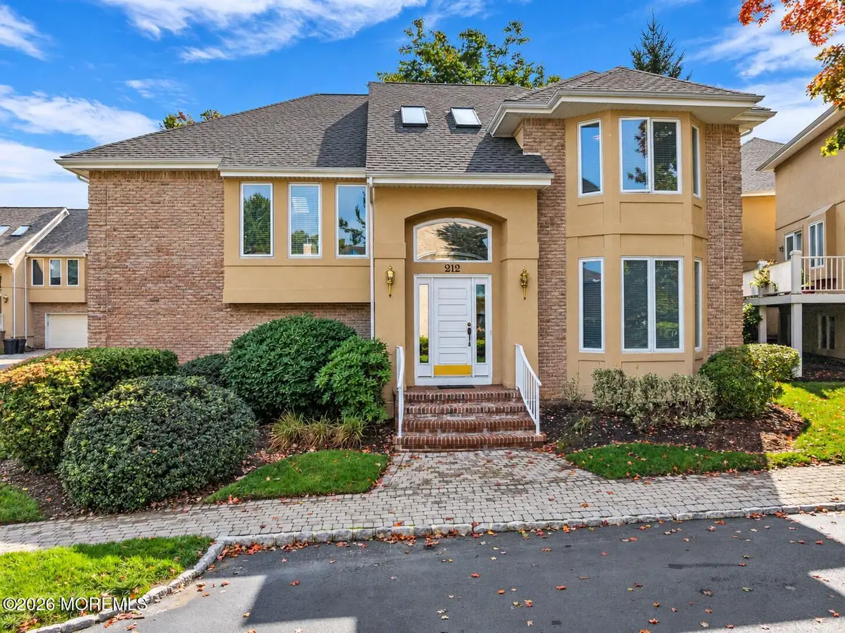 212 Piper's Landing Court, Holmdel, NJ 07733 - #1