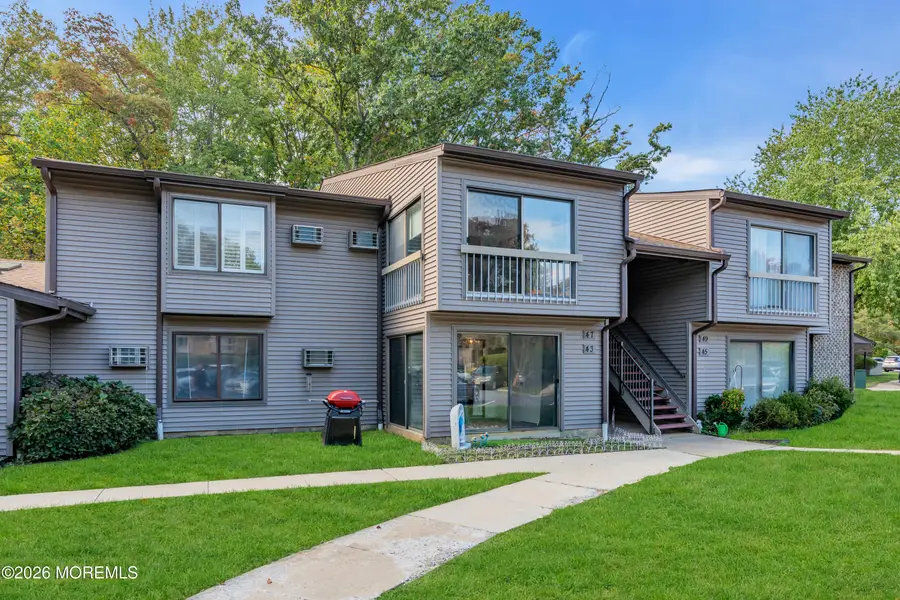 43 Lexington Court, Red Bank, NJ 07701 - #2