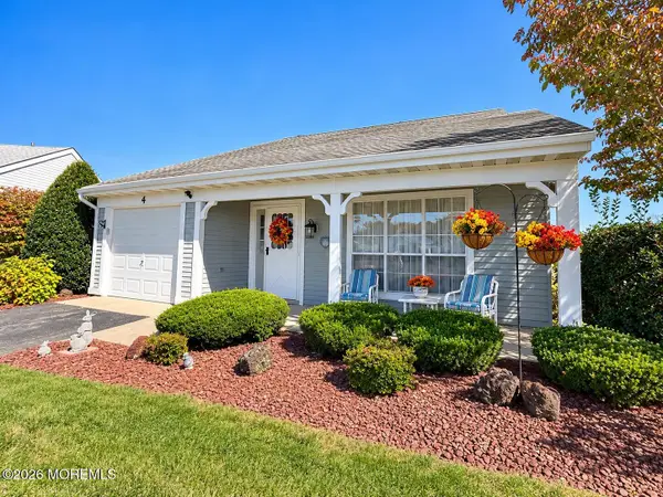 4 Carol Court, Manchester, NJ 08759