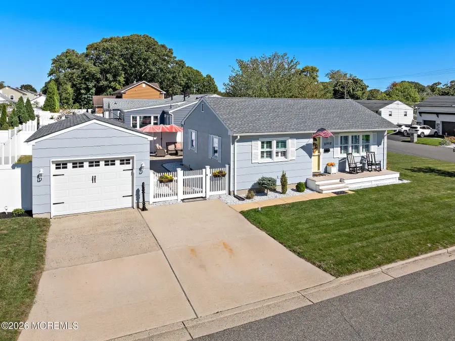 2717 Shady Glen Avenue, Point Pleasant, NJ 08742 - #3