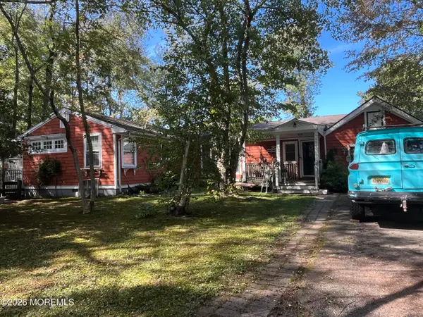 450 Godfrey Lake Drive, Brick, NJ 08724