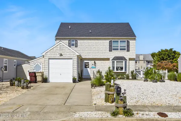 78 Top Sail Court, Bayville, NJ 08721