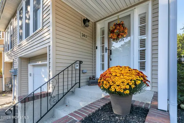 24 Mulberry Court #D, Brielle, NJ 08730