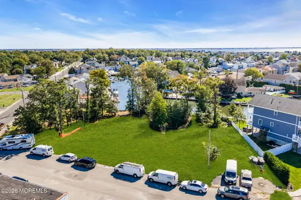 3 Shore Acres Plaza, Brick, NJ 08723