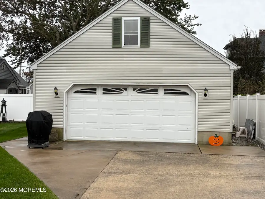 404 Newark Avenue, Point Pleasant Beach, NJ 08742 - #2