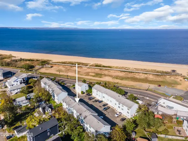 10 Beachway Avenue, Keansburg, NJ 07734