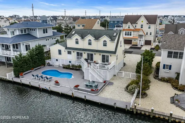 206 Norman Court, Lavallette, NJ 08735