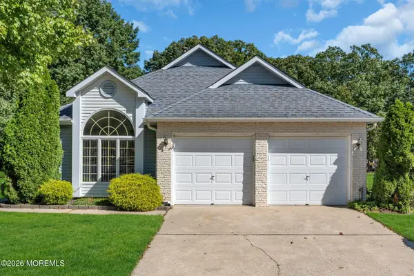 1562 Snowberry Court, Toms River, NJ 08755