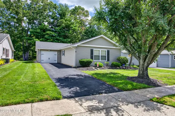 39 Blue Ridge Drive, Brick, NJ 08724