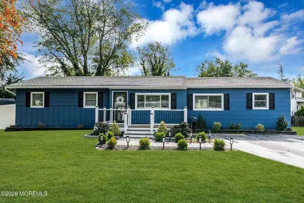 1207 Cattus Island Boulevard, Toms River, NJ 08753