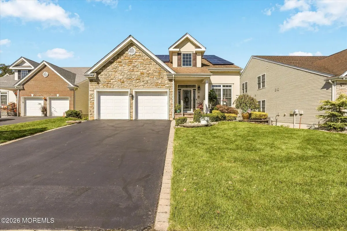 10 Salter Court, Manalapan, NJ 07726 - #1