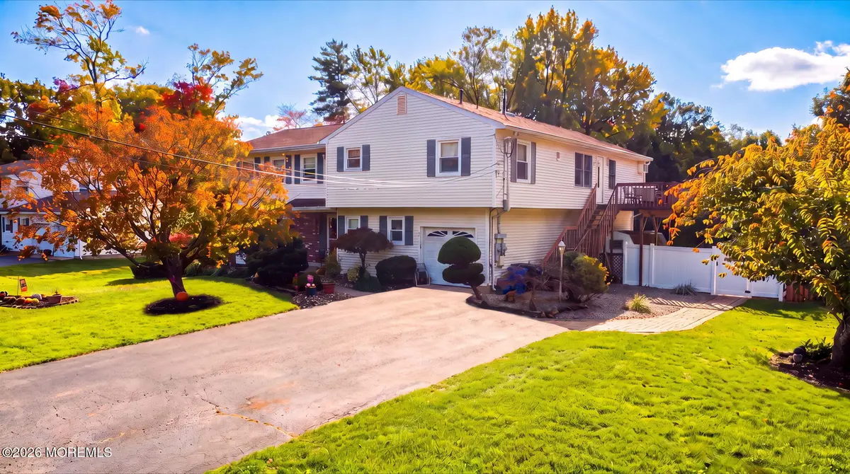 13 Lee Road, Manalapan, NJ 07726 - #1