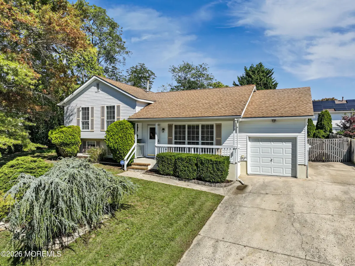 74 Cedarbrook Lane, Mystic Island, NJ 08087 - #1