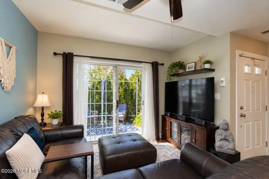 50 Richmond Court, Tinton Falls, NJ 07712 - #2
