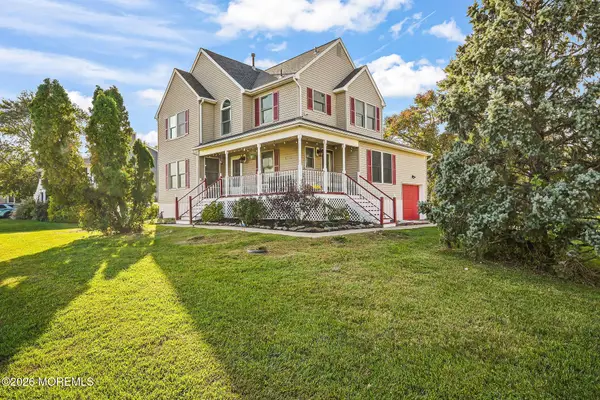 52 Griggs Avenue, Port Monmouth, NJ 07758