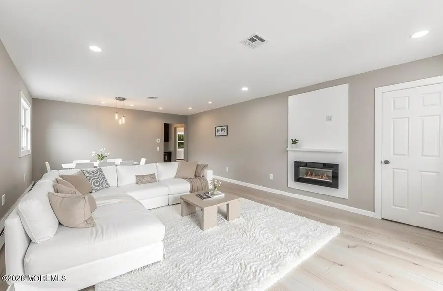 13 Pavilion Street, Toms River, NJ 08757 - #3