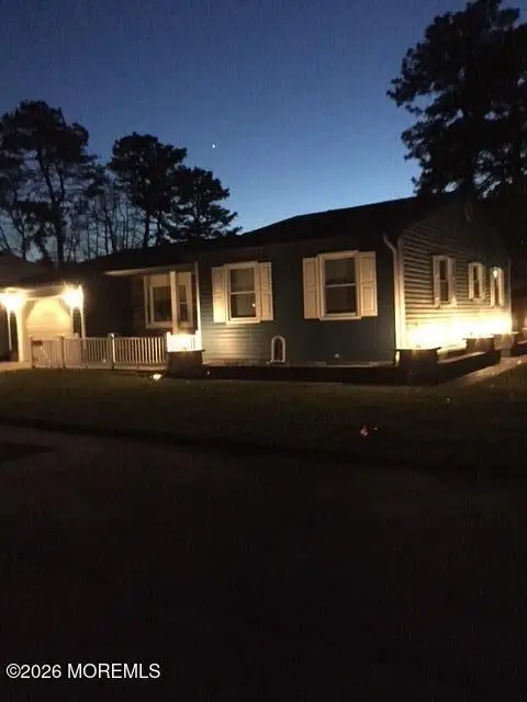 1 Rose Lane, Whiting, NJ 08759