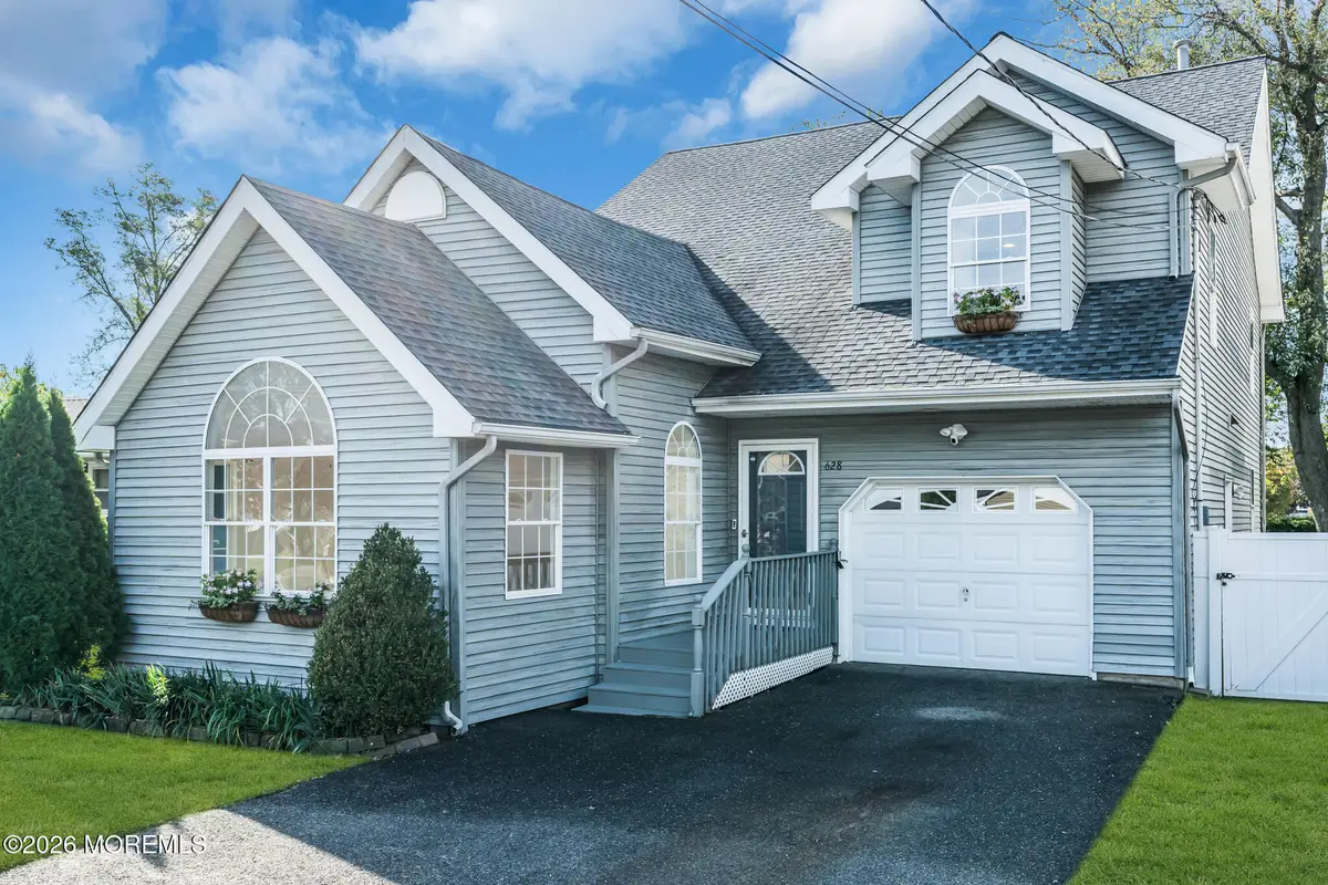 628 1st Avenue, Point Pleasant, NJ 08742 - #1