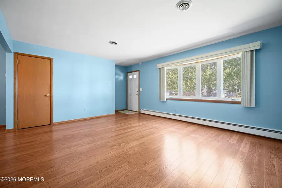 92 Castleton Drive, Toms River, NJ 08757 - #3