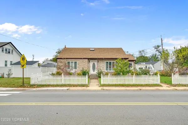 385 Main Street, Keansburg, NJ 07734