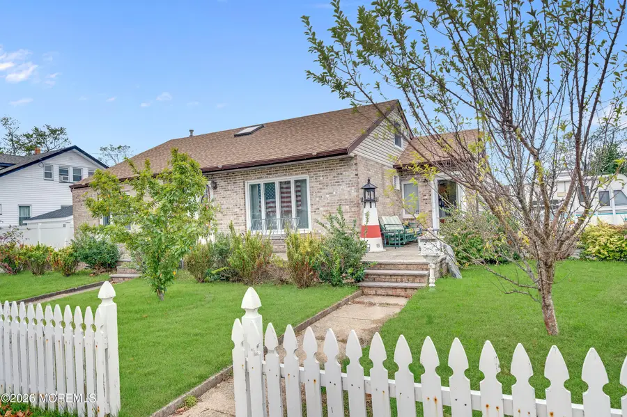 385 Main Street, Keansburg, NJ 07734 - #2