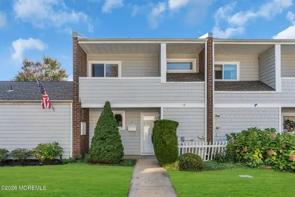 61 Maple Drive, Spring Lake, NJ 07762