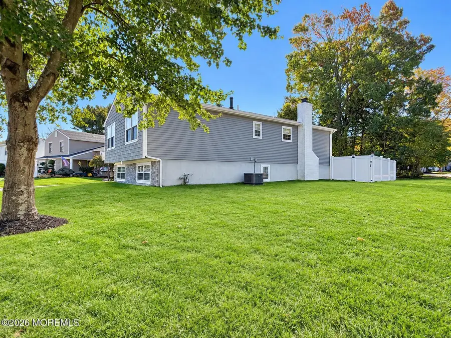 2 Hearth Court, Howell, NJ 07731 - #3