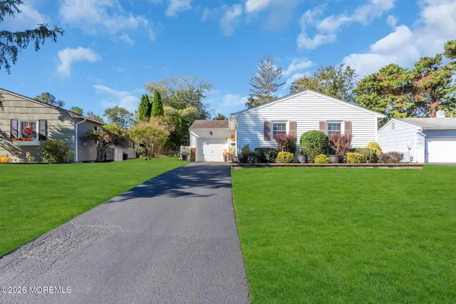 16 Concord Lane, Toms River, NJ 08757 - #2